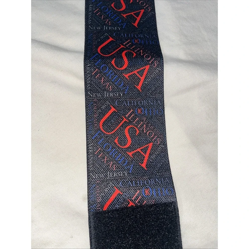 Brand New Weightlifting Wrist Wraps with Thumb Loops Wrist Support for Men Women